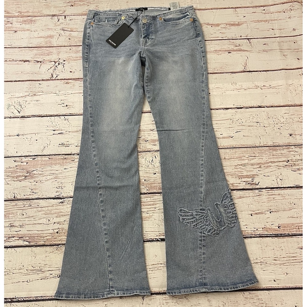 True Religion Women's Joey Lowrise Flare Applique Wings $179 Size 30 Inseam 33"‎